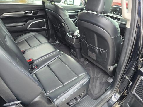 Used 2020 Kia Telluride S w/ S 8 Passenger Seating Package image 37