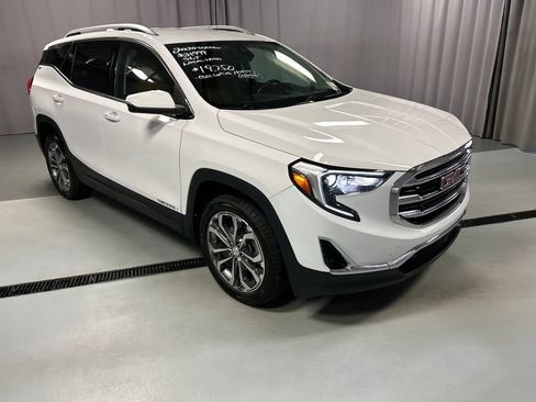 Used 2020 GMC Terrain SLT w/ Preferred Package FWD image 1