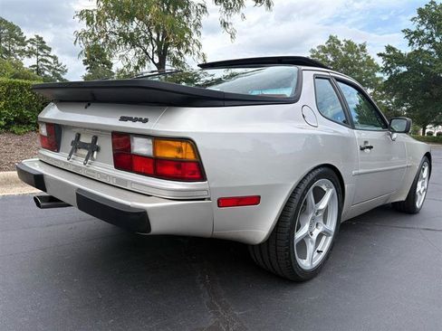 Used 1988 Porsche 944 Coupe RWD image 13