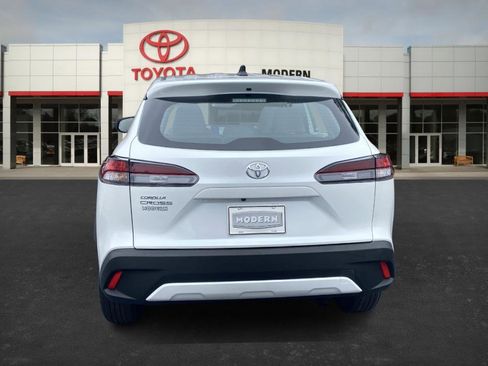 Certified 2026 Toyota Corolla Cross L image 4