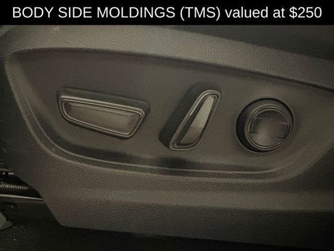 Used 2025 Toyota Crown Signia AWD/4WD image 8