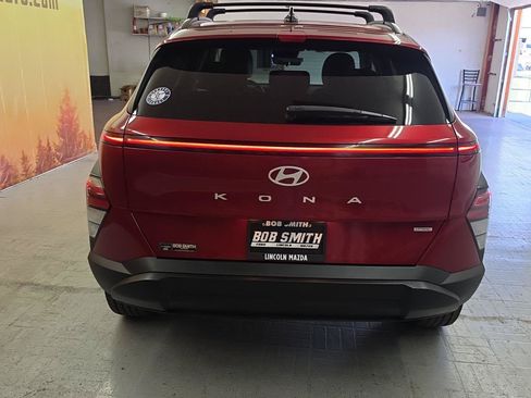 Used 2024 Hyundai Kona SEL AWD/4WD image 18