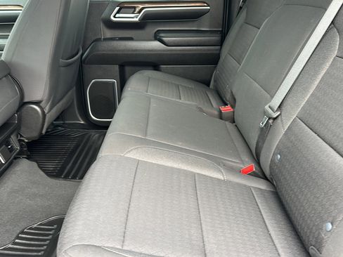 Used 2022 Chevrolet Silverado 1500 LT image 18