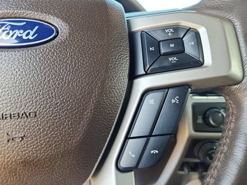 Used 2018 Ford F150 King Ranch w/ Equipment Group 601A Luxury AWD/4WD image 20