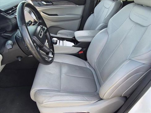 Used 2021 Jeep Grand Cherokee L Overland w/ Advanced Protech Group III RWD image 16