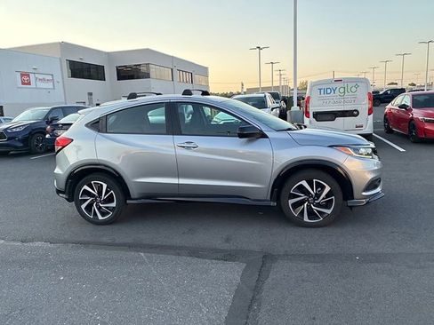 Used 2019 Honda HR-V Sport image 5