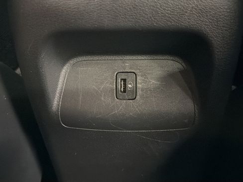 Used 2025 Nissan Sentra SR w/ Midnight Edition FWD image 33