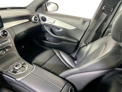 Used 2019 Mercedes-Benz C 300 4MATIC image 22