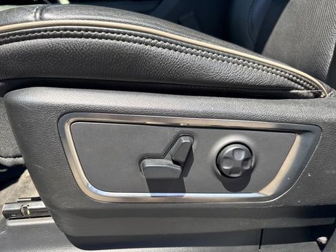 Used 2019 RAM 1500 Limited AWD/4WD image 24