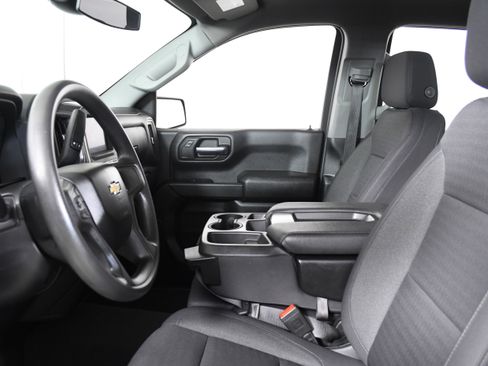 Used 2023 Chevrolet Silverado 1500 Custom image 17