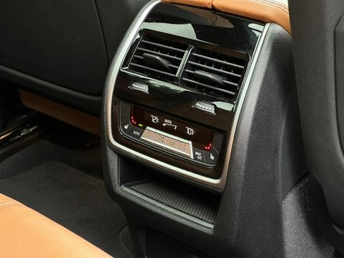 Used 2019 BMW X5 xDrive40i w/ Convenience Package image 18