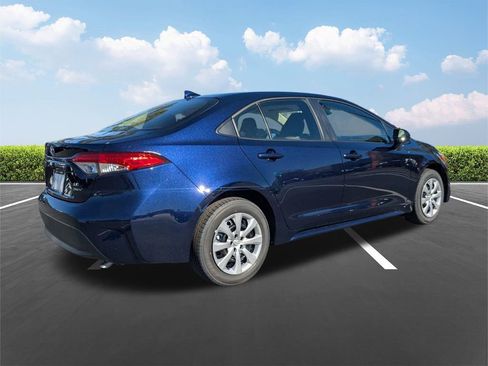 New 2026 Toyota Corolla LE image 4