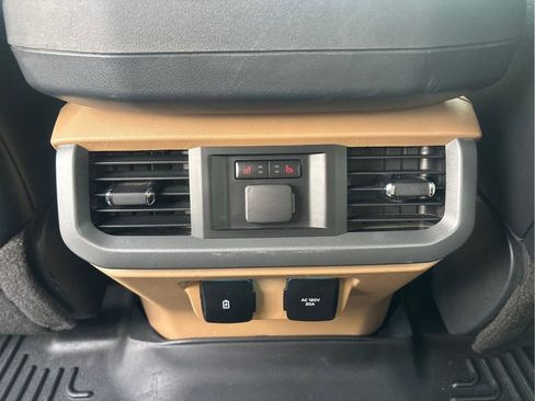 Used 2021 Ford F150 Lariat w/ Equipment Group 502A High AWD/4WD image 23