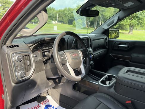 Used 2021 GMC Sierra 1500 SLT w/ SLT Premium Plus Package RWD image 20