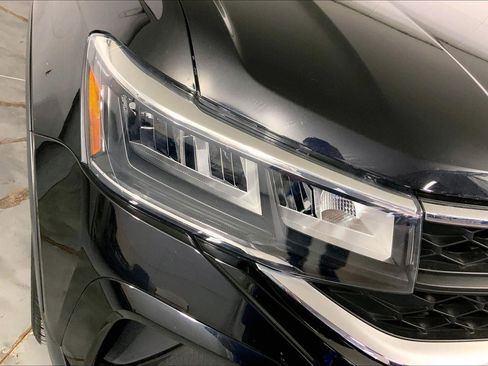 Used 2023 Volkswagen Taos SE image 26