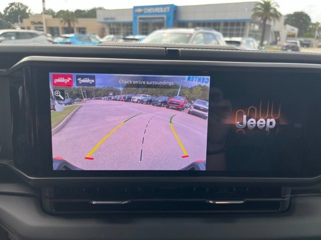 Used 2026 Jeep Gladiator Mojave AWD/4WD image 22
