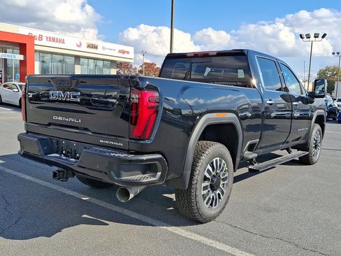 New 2026 GMC Sierra 2500 Denali Ultimate AWD/4WD image 4