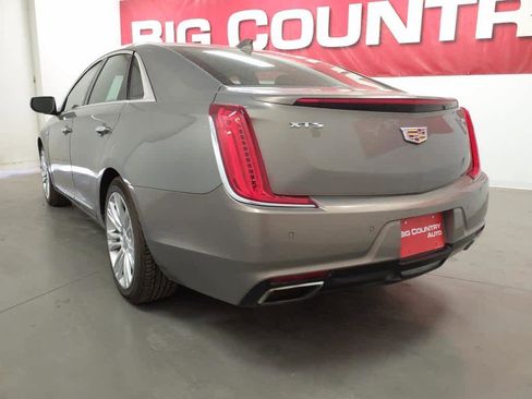 Used 2019 Cadillac XTS Luxury image 2