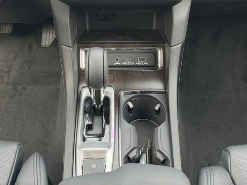 New 2026 Subaru Ascent Touring w/ Popular Package #2 image 18