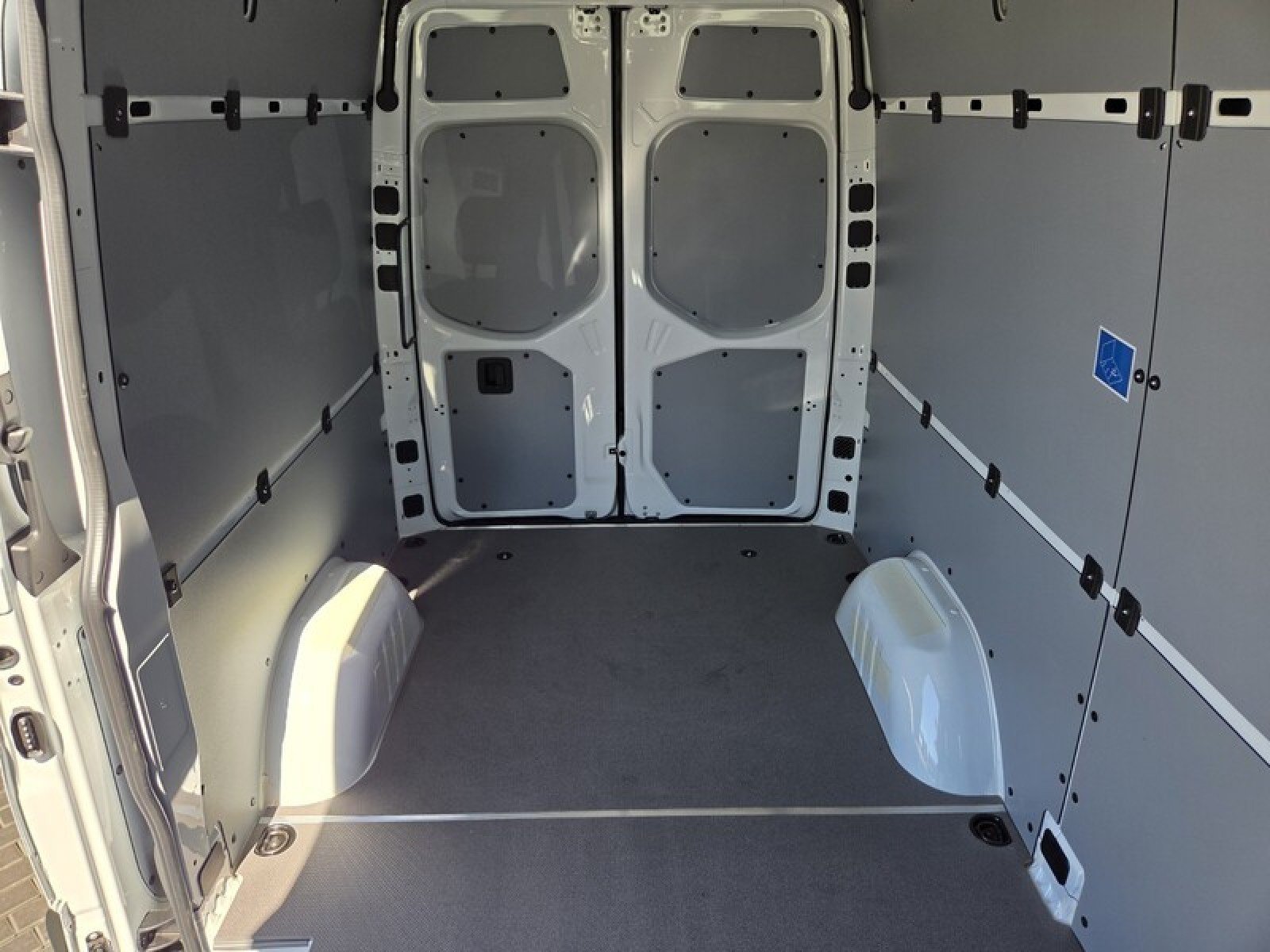 New 2026 Mercedes-Benz Sprinter 2500 image 17