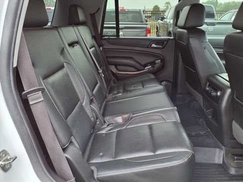 Used 2017 GMC Yukon SLT image 15