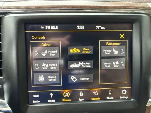 Used 2018 RAM 2500 Laramie AWD/4WD image 35