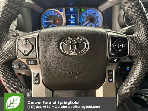 Used 2022 Toyota Tacoma Limited image 35