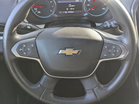 Used 2023 Chevrolet Traverse LT image 27