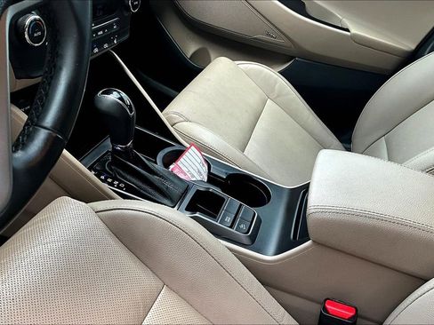 Used 2018 Hyundai Tucson SEL Plus image 16