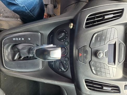 Used 2015 Ford Transit Connect XL image 8