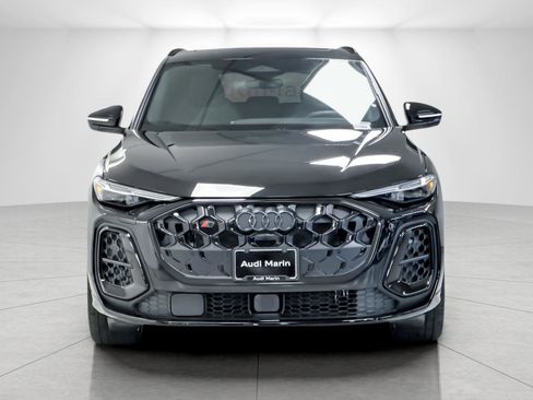 New 2025 Audi SQ5 Premium Plus image 8