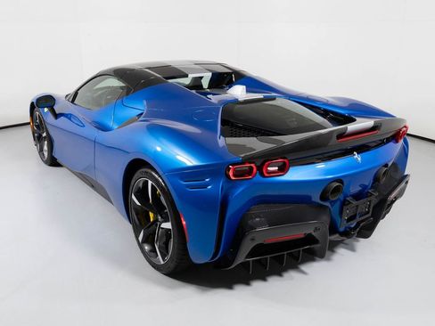 Used 2022 Ferrari SF90 Spider AWD/4WD image 15