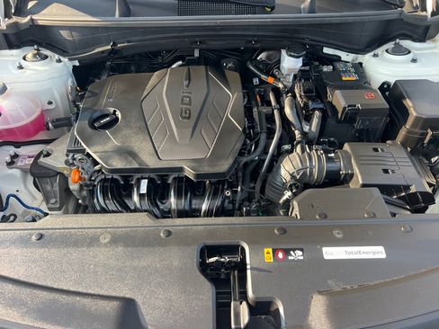 Used 2023 Kia Sportage LX AWD/4WD image 41