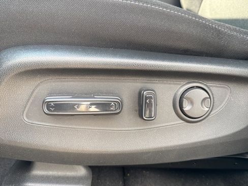 Used 2024 Honda CR-V EX image 8