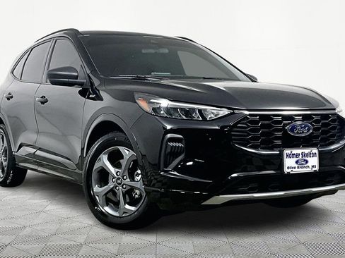 Used 2024 Ford Escape ST-Line image 1