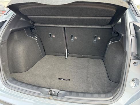 Used 2021 Nissan Kicks SR w/ SR Premium Package image 21