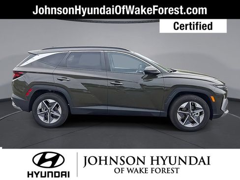 Certified 2025 Hyundai Tucson SEL FWD image 5