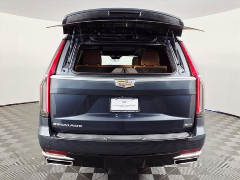 Certified 2021 Cadillac Escalade Premium Luxury w/ Driver Assist Tech Package image 9