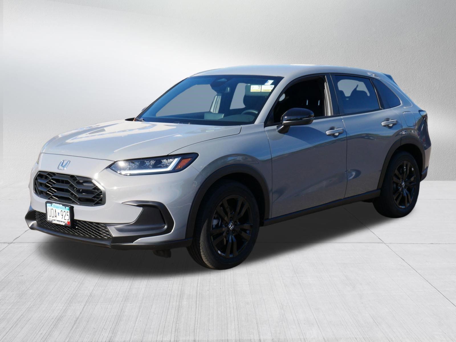 Used 2027 Honda HR-V Sport image 3