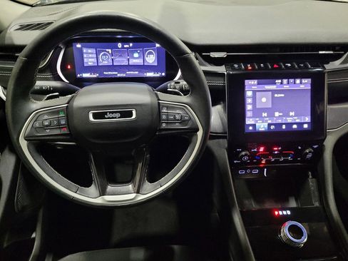 Used 2022 Jeep Grand Cherokee L Laredo w/ Luxury Tech Group I image 22