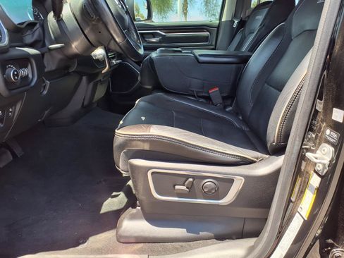 Used 2022 RAM 1500 Laramie AWD/4WD image 21