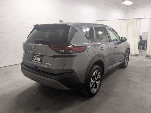 Used 2023 Nissan Rogue SV AWD/4WD image 7