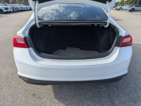 Used 2024 Chevrolet Malibu LS FWD image 29