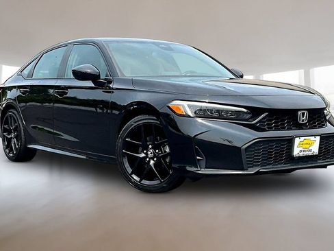 Used 2025 Honda Civic Sport image 1