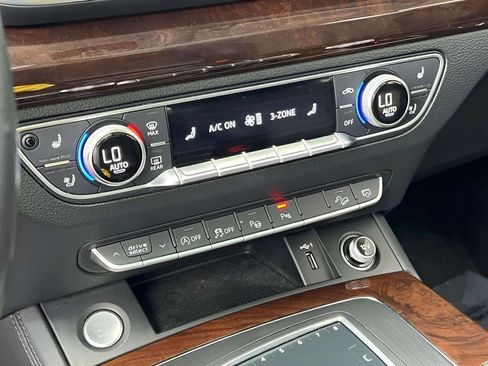 Used 2019 Audi Q5 Prestige w/ Prestige Package AWD/4WD image 24