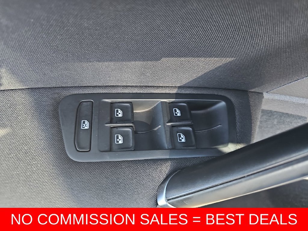 Used 2019 Volkswagen Golf S w/ Driver Assistance Package FWD image 27