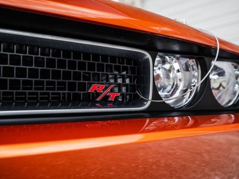 Used 2011 Dodge Challenger R/T image 21