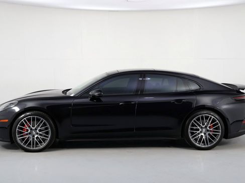 Used 2024 Porsche Panamera image 53