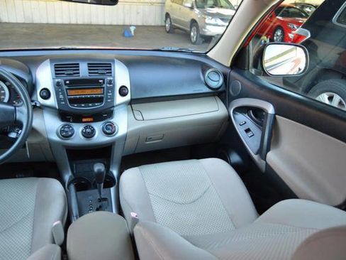 Used 2008 Toyota RAV4 Base 4x4 4dr SUV image 43