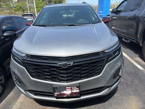 Used 2024 Chevrolet Equinox Premier image 2